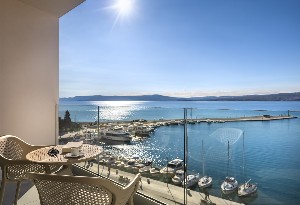 Luxury Room (SeaView, Balcony)