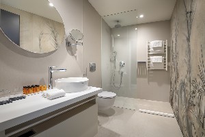 Deluxe double room with balcony and limited sea vi