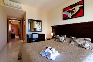 Family Jr. Suite