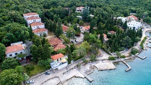 (Chorvatsko, Kvarner, Krk) - DELFIN: Pobyt s polopenzí