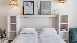 Comfort Room (Balcony)