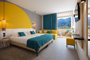 Superior triple room, balcony, park view