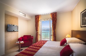 2 Bedroom Luxury Apartment SeaView, Balcony