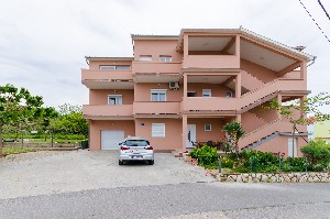 Apartmánový dům
