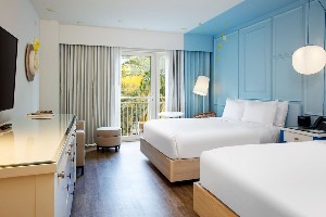 2 Queen Beds Resort Room (Resort View)