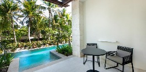 swim up
