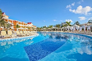 Piscină