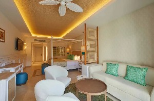 Hotel BAHIA PRINCIPE LUXURY ESMERALDA wakacje