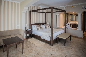Junior suite with jacuzzi