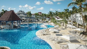 Piscină
