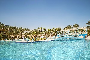 Piscină