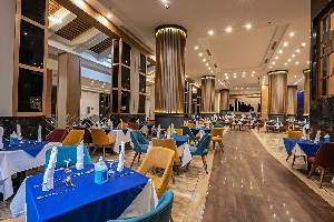 Hotel TITANIC RESORT & AQUAPARK wakacje