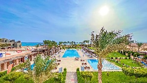 Piscină
