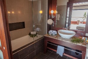 Hotel LE TAHITI BY PEARL RESORT wakacje