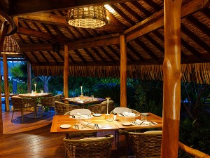 Hotel LE BORA BORA BY PEARL RESORT wakacje