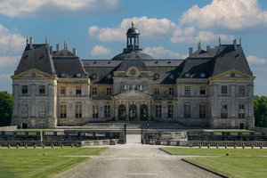 the castle of Vaux le Vicomte