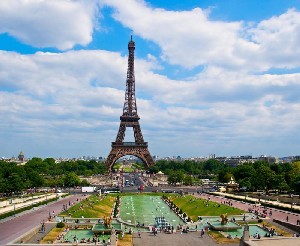 Paříž_a_Versailles_eiffel-tower-1_194992.jpeg