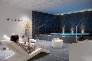 Hotel RESIDENCE CLUB ALTAVIVA wakacje