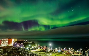 Gronsko_fjord_Nuuk_polarni_zare.jpg