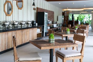 Hotel TAKSU SANUR wakacje