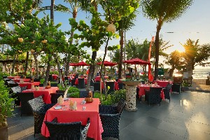 Hotel LEGIAN BEACH HOTEL wakacje