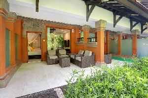 Hotel LEGIAN BEACH HOTEL wakacje