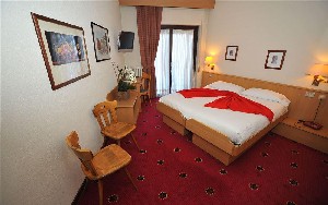 Hotel DERBY wakacje