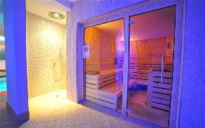 Hotel DERBY wakacje