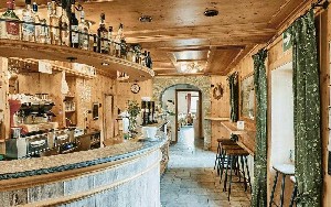 Hotel 2000 EIRA wakacje