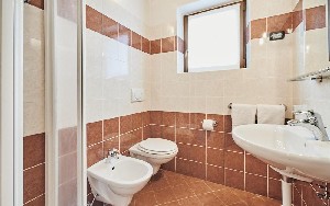 Hotel 2000 EIRA wakacje