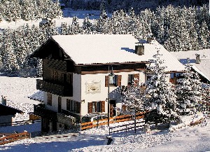 Hotel CHALET BUCANEVE wakacje