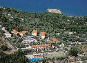 Villaggio Turistico Defensola