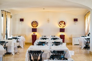 White restaurant