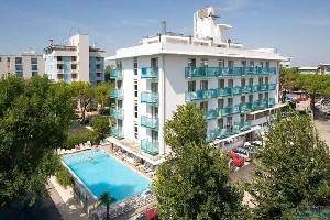 Hotel s bazénem