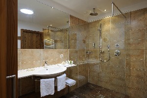 Hotel BAD MOOS DOLOMITES SPA RESORT S wakacje