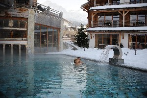 Hotel POST ALPINA - FAMILY MOUNTAIN CHALETS S wakacje