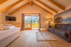 Hotel VILLA STEFANIA wakacje