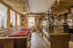 Hotel ALBERGO RISTORO LEZUO wakacje