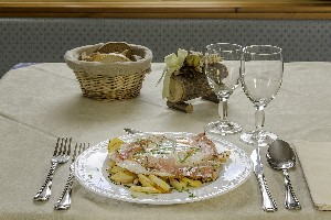 Hotel ALBERGO RISTORO LEZUO wakacje