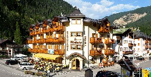 03-hotelmontanina
