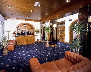 Hotel MAJONI wakacje