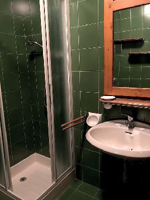 Hotel MAJONI wakacje