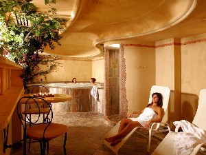 Hotel MENARDI wakacje