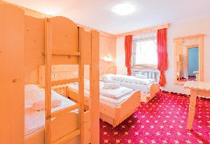 Hotel HOTEL & CHALET DIAMANT wakacje