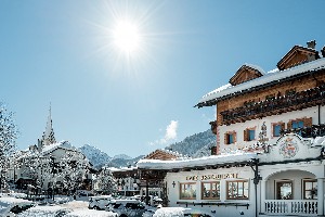 Hotel CORONA wakacje