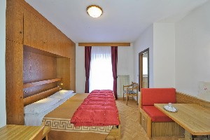 Hotel CRISTALLO wakacje