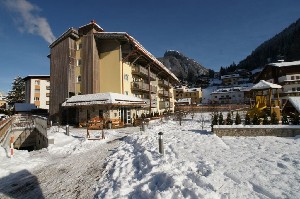 Dolomiti Clubres Adler Aparthotel