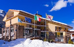 Hotel & Club Bellevue