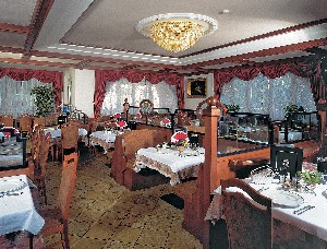 Hotel HOTEL & CLUB DOLOMITI wakacje