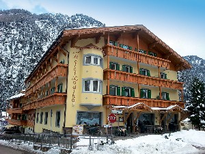 Hotel LADINA wakacje